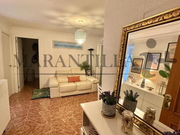Ground floor apartment for sale in La Antilla
