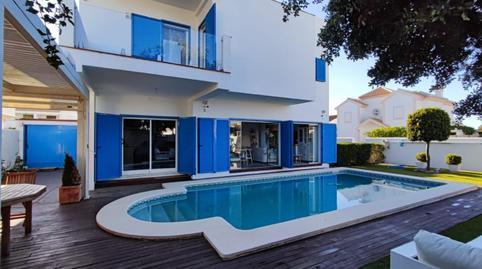 House or villa for sale in Urbasur