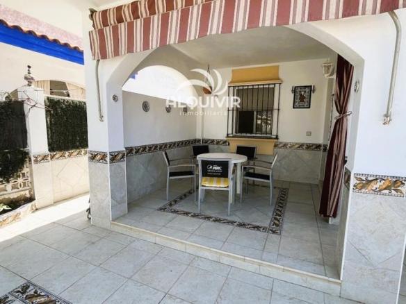 Townhouse for sale in Sector A Second Phase, 652, Caño Guerrero