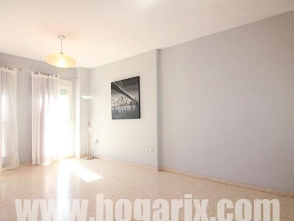 Apartment for sale in Nuevo Parque – Los Rosales – Heavy Traffic