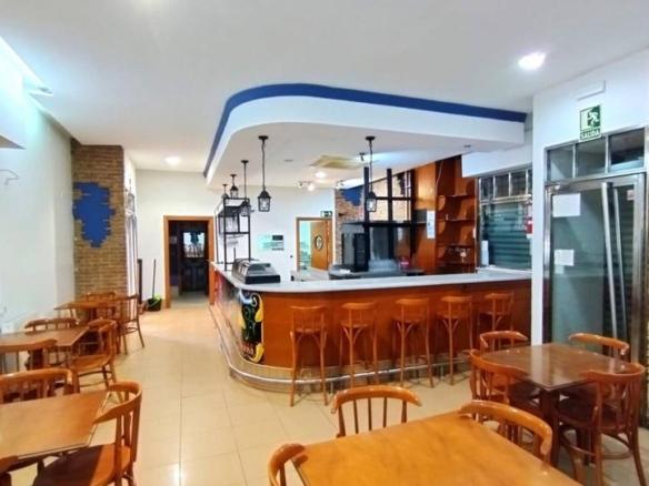 Commercial premises for sale in Plaza de Los Arrayanes, Molino de la Vega