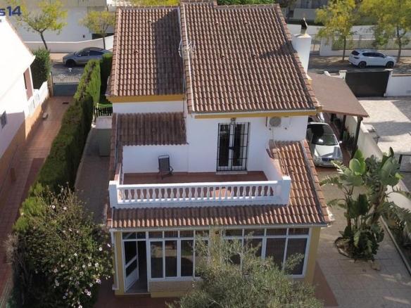 House or villa for sale on Calle Hernan Cortes, El Portil