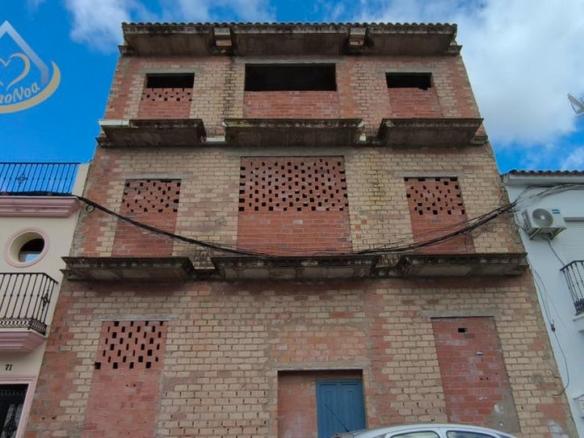 Building for sale at Calle Santo Domingo, 73, Gibraleón