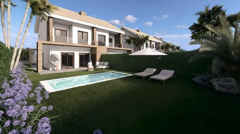 Townhouse for sale on Calle Cortegana, 30, Urban center