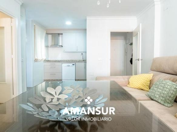 Apartment for sale on Calle Castilla, Pescadería