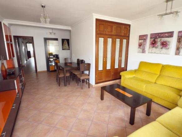 Apartment for sale on Avenida Cristobal Colon, Las Colonias