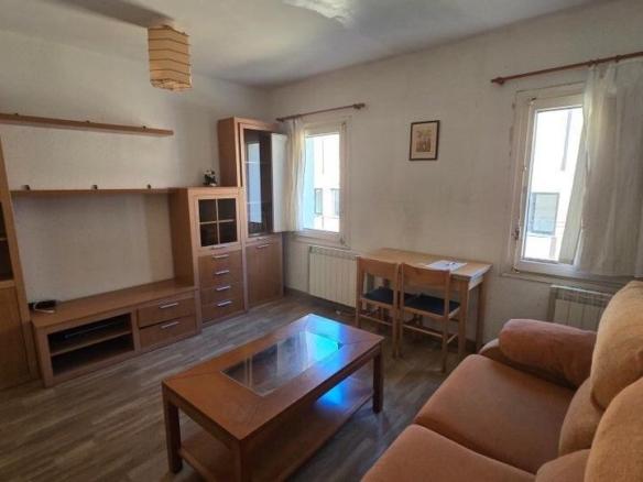 Apartment for sale in Instituto Laboral, Sabiñánigo Centro – Aurín