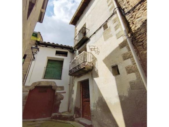 House or villa for sale in N/a, Graus