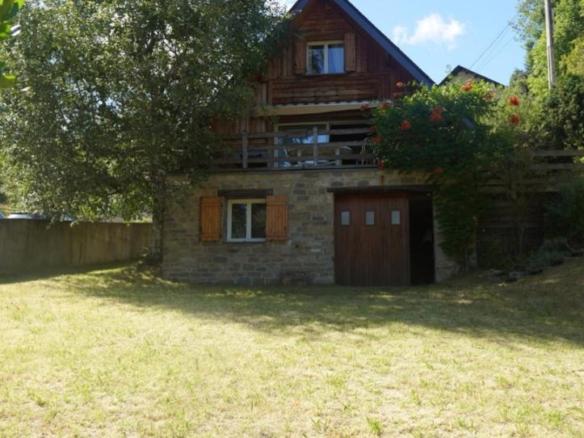 House or villa for sale on Calle Meliz Fco, 18, Bielsa