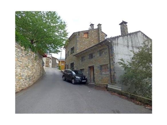 House or villa for sale on Calle Mayor Puyarruego, 9, Puértolas
