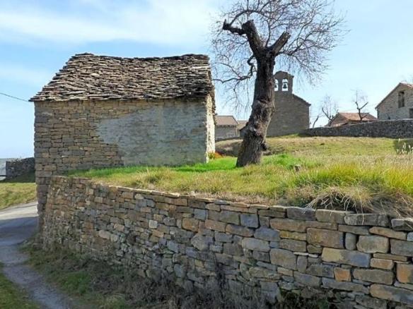 House or villa for sale in Santiago, 7, Aínsa-Sobrarbe