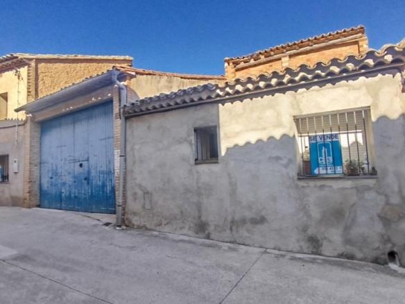 Commercial premises for sale in Alcampell
