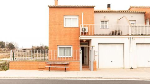 Townhouse for sale on Avenida Zaragoza, Sariñena
