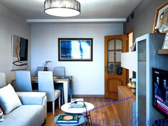 Apartment for sale in De Ramón y Cajal, Los Olivos