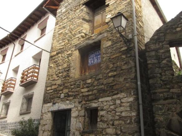 House or villa for sale in Mayor, 6, Aragüés del Puerto