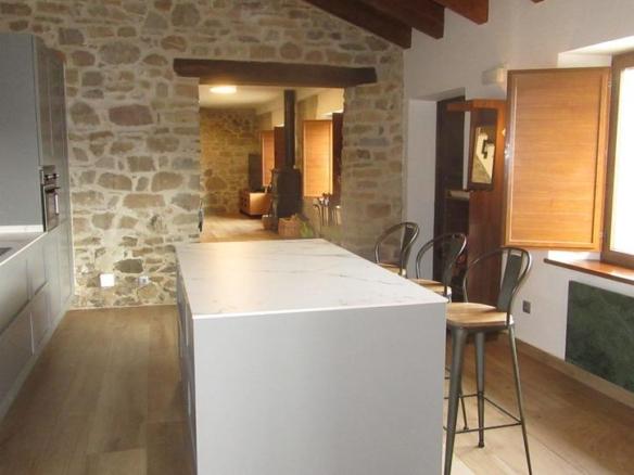 House or villa for sale in Escuelas, 6, Castiello de Jaca
