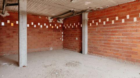 Commercial premises for sale on Pilar Lorengar Street, Maria Auxiliadora