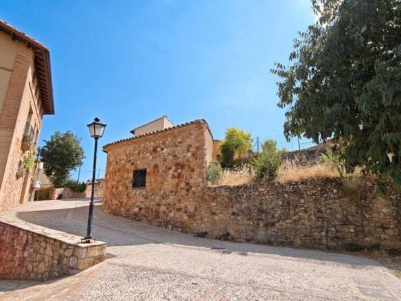 Land for sale in Alquézar