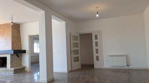 House or villa for sale in Jucar, Monzón