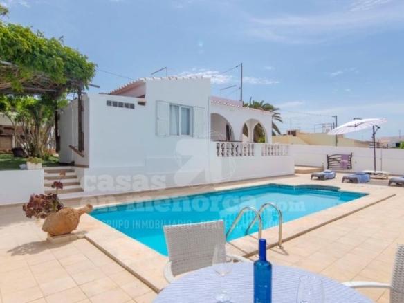 House or villa for sale in Cala en Porter