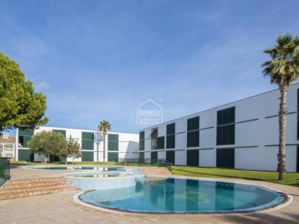 Apartment for sale in Cala d’en Bosch – Serpentona