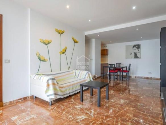 Apartment for sale in Ciutadella
