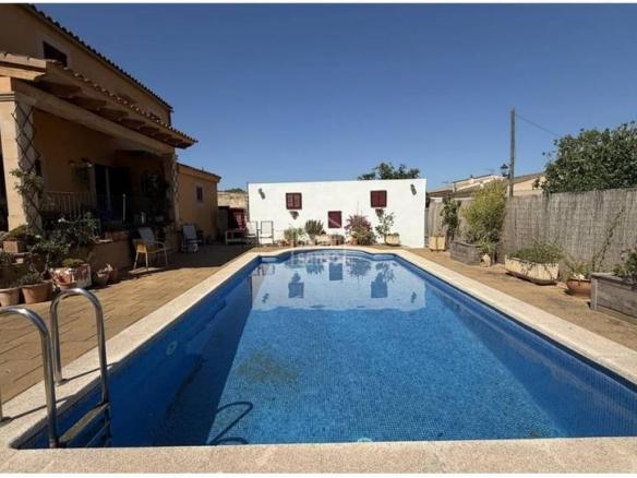 House or villa for sale in Manacor Centre