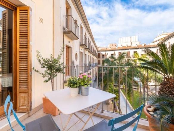 Apartment for sale in La Llotja – Born