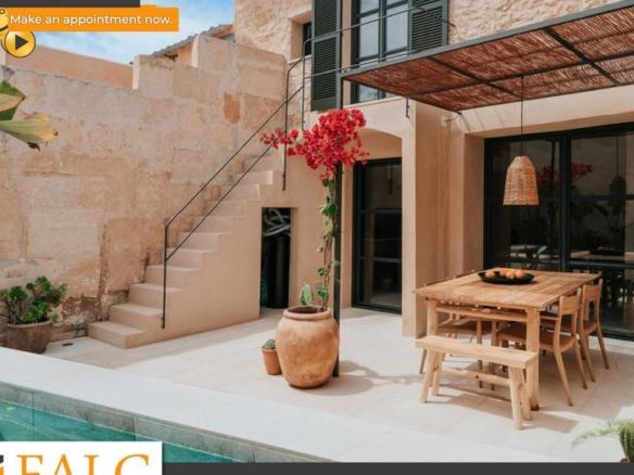 Townhouse for sale in Es Llombards
