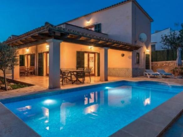 House or chalet for sale in Cala Llombards