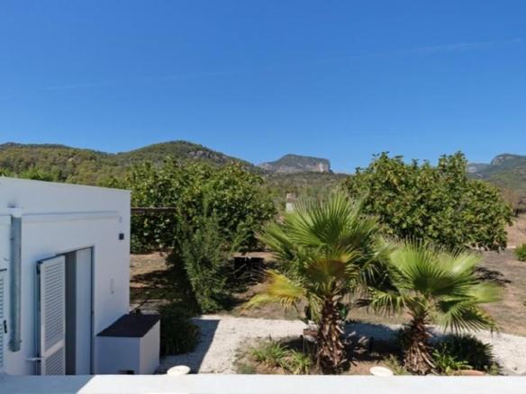 Rustic property for sale in Binissalem