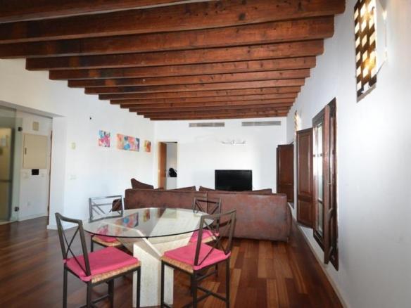 Apartment for sale in El Mercat