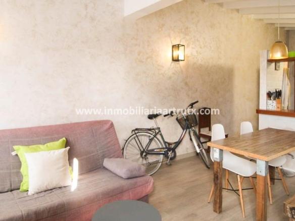 Apartment for sale in Cala en Blanes