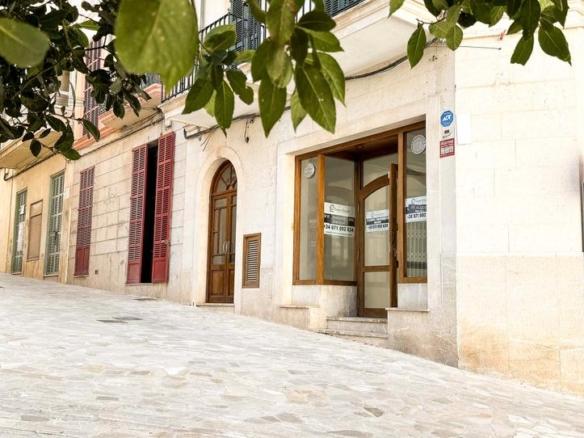 Premises for sale in Felanitx Poble