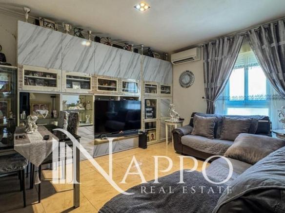 Apartment for sale in Cannes, S’Arenal