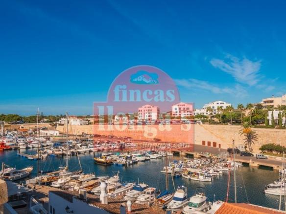 Apartment for sale in Ciutadella