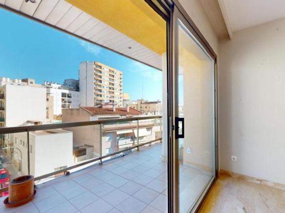 Apartment for sale on Calle Republica Dominicana, Son Espanyolet