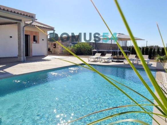 Rustic property for sale in Búger