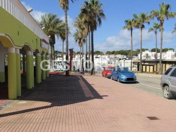 Premises for sale in Cala d’en Bosch – Serpentona