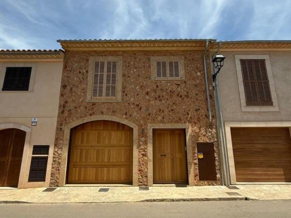 Semi-detached house for sale on Carrer Rafal, D’es, 50, Sencelles