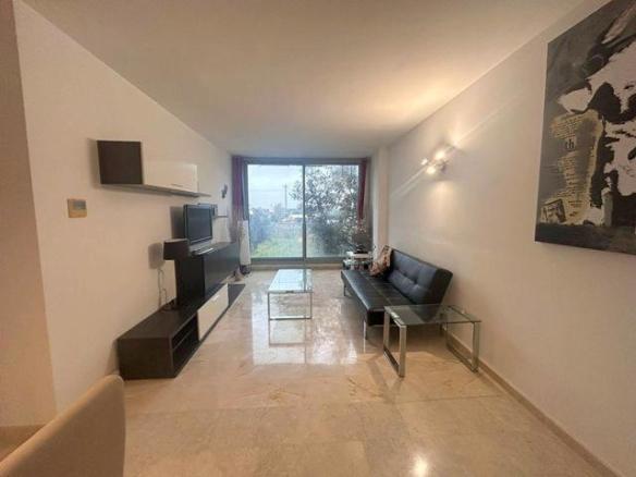 Apartment for sale in Ciutadella