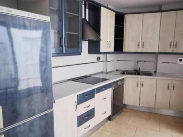 Apartment for sale on the Circunvalación – La Magdalena road