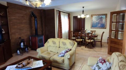House or villa for sale on the Córdoba-Valencia road, Baeza