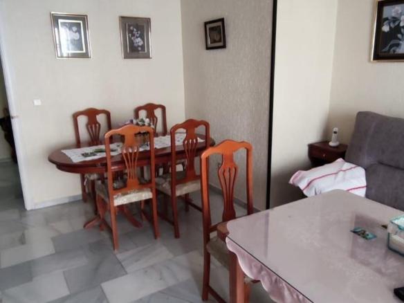 Apartment for sale on Avenida Libertad, Úbeda