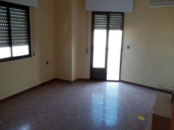Apartment for sale in Torredonjimeno, Andalusia