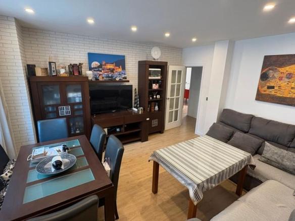 Apartment for sale in Alcaudete