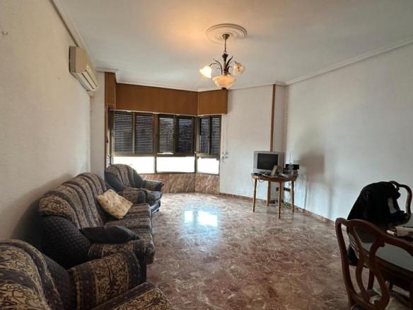 Duplex for sale on Avenida Libertad, 70, Úbeda