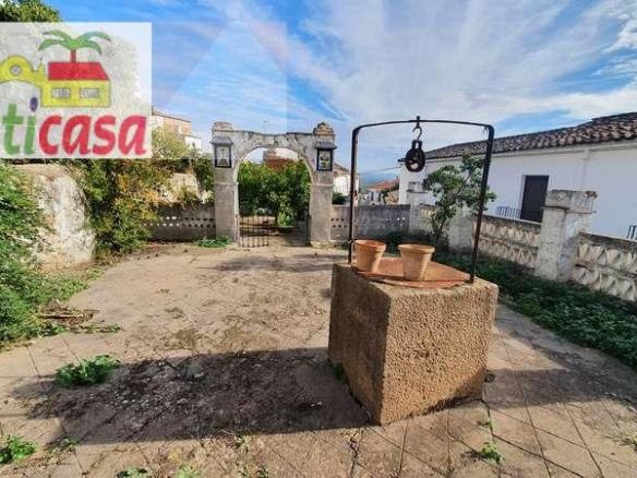 House or villa for sale in La Cruz, 9, Baños de la Encina