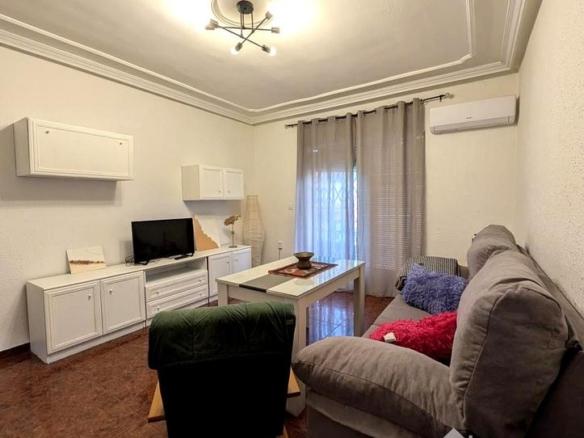Apartment for sale in Martínez de Úbeda, Linarejos