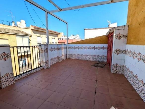 Penthouse for sale in Andrés Segovia, City Centre